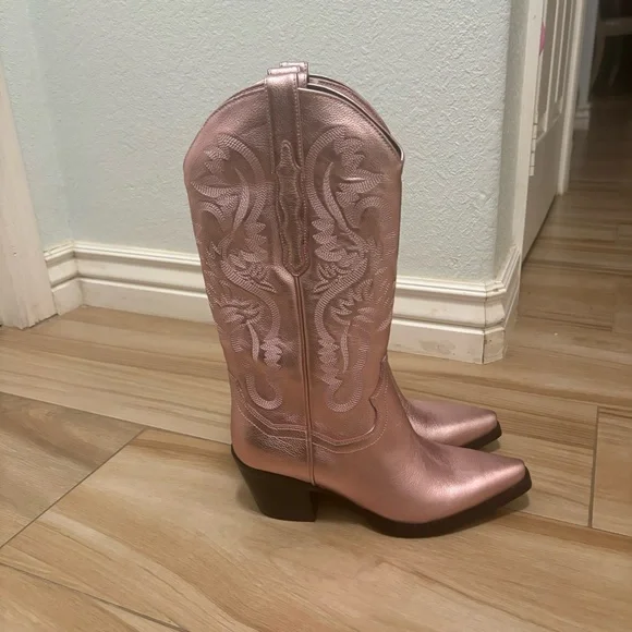 Jeffery Campbell Dagget in Pink Metallic - Picture 5 of 12
